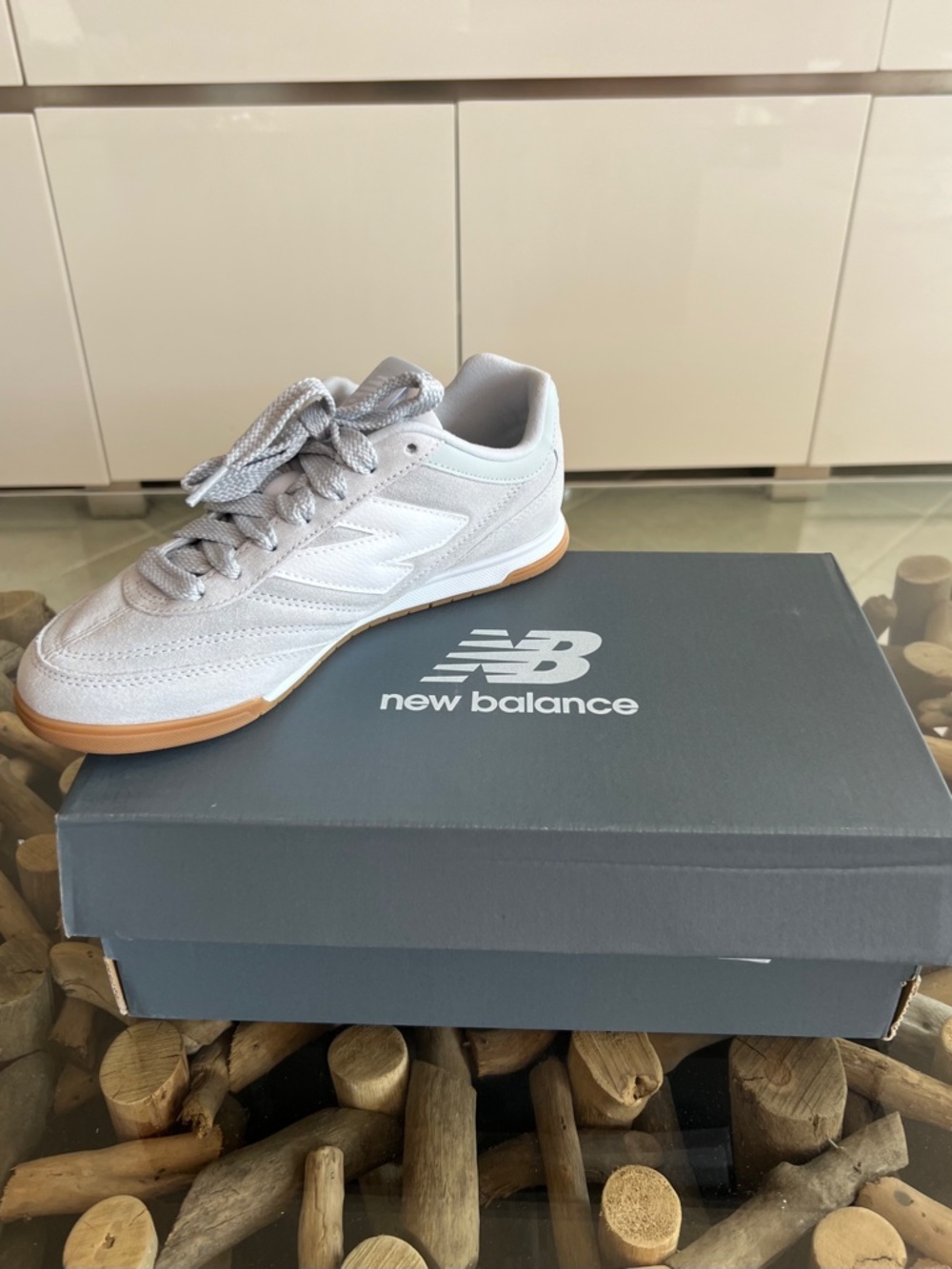 NEW BALANCE RC42 Gray / White Suede Sneakers